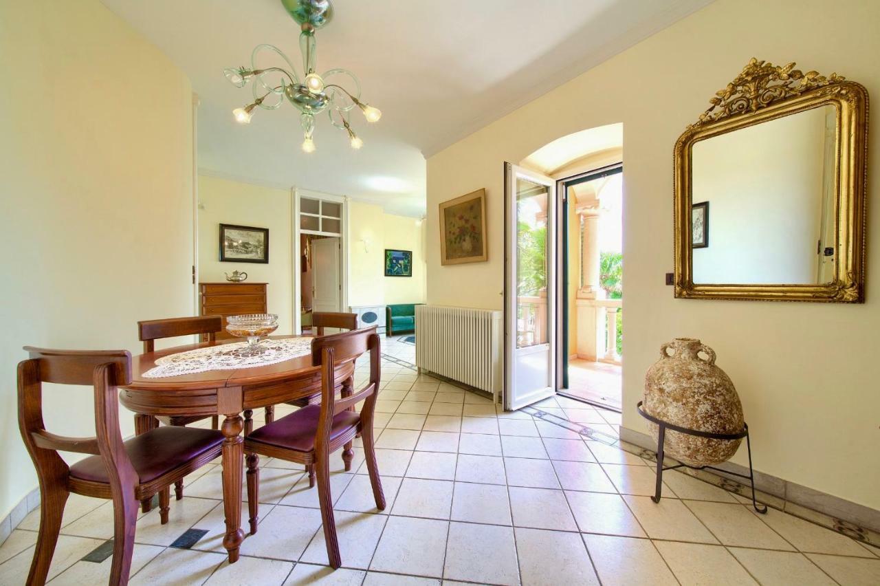 Villa Baronessa Ловран Екстериор снимка